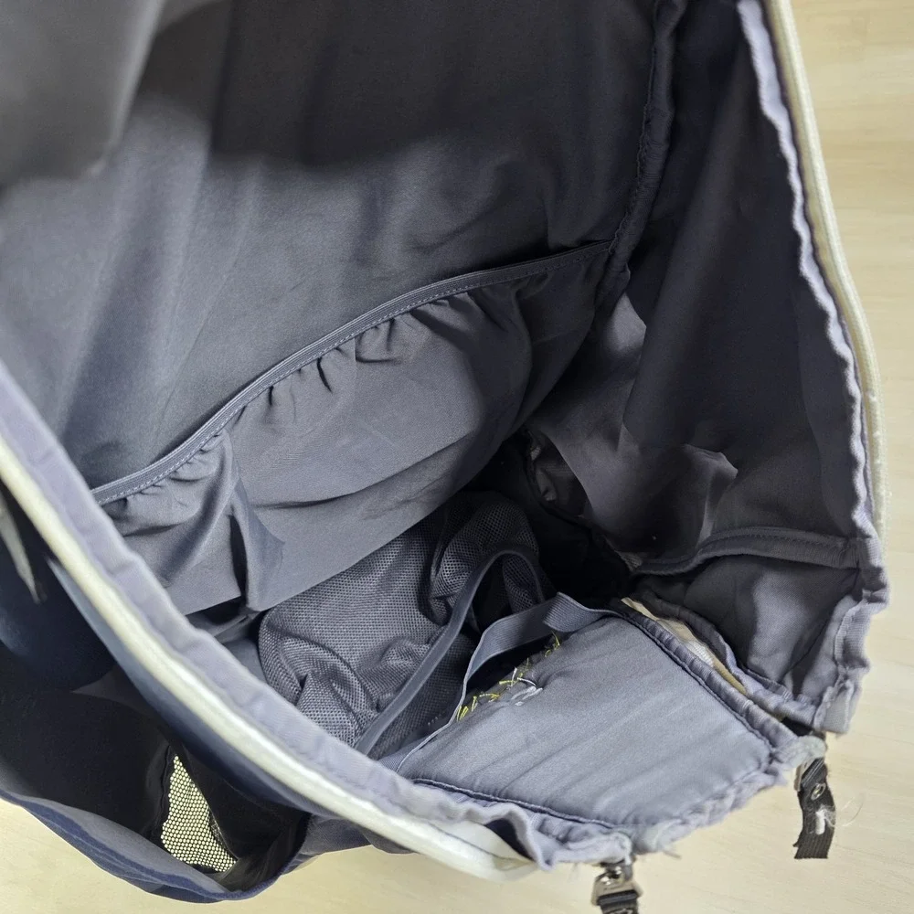 Nike Elite Quad Zip‎ Backpack Marquette Women's Basketball Team Player Issued
